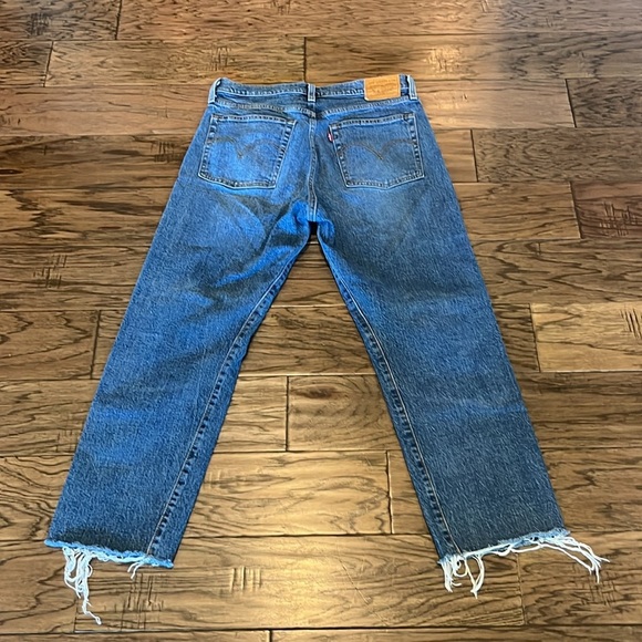 Levi’s Premium Wedgie Straight High Rise Size 29 - Picture 2 of 16